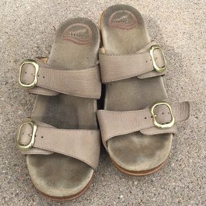 Dansko tan cream sandals 38